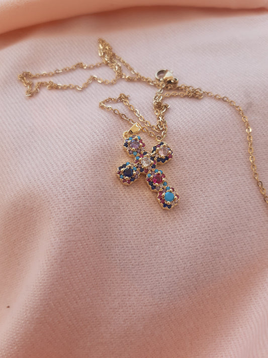Necklace gold style, stunning colored stone embellishment.